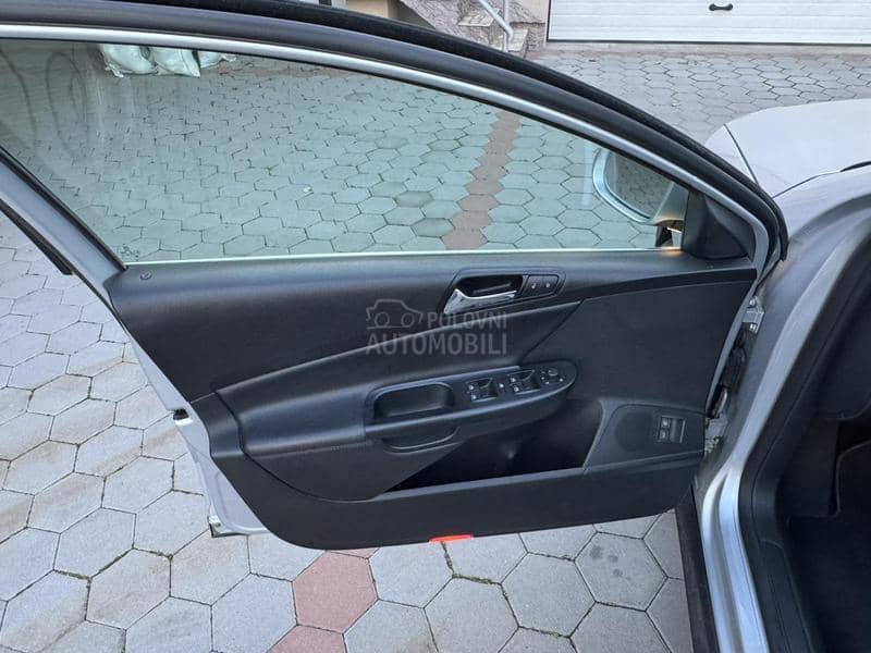 Volkswagen Passat B6 Highline/DSG/CH