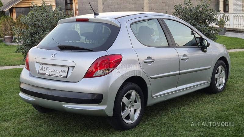 Peugeot 207 1.4  TNG