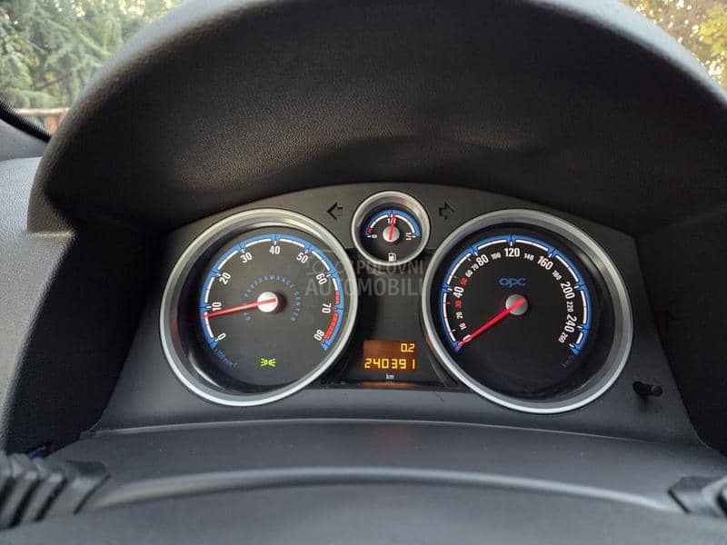 Opel Astra H OPC
