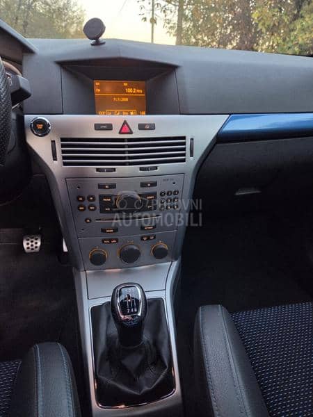 Opel Astra H OPC