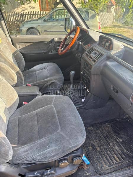 Mitsubishi Pajero 