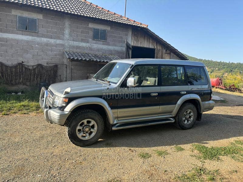 Mitsubishi Pajero 