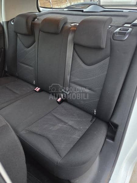 Peugeot 308 1.6e-HDI