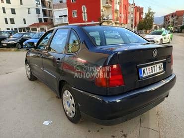 Volkswagen Polo Prva farba 140k reg