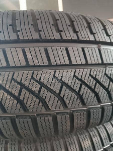 Starmaxx 215/65 R16 Zimska