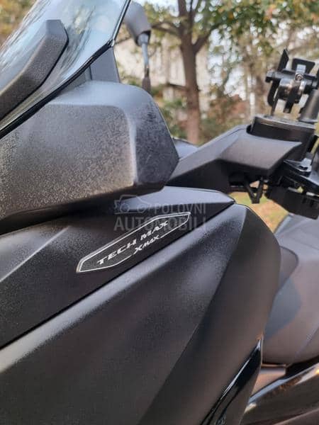 Yamaha XMAX