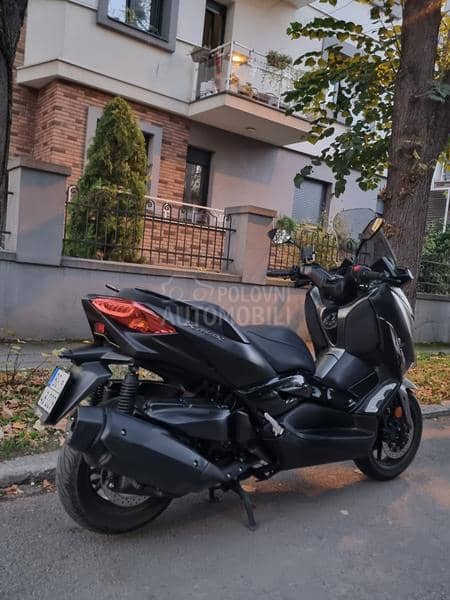Yamaha XMAX