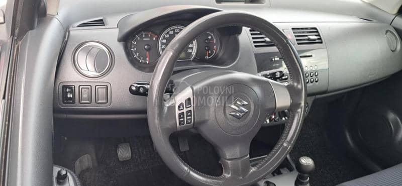 Suzuki Swift 1.3 4x4