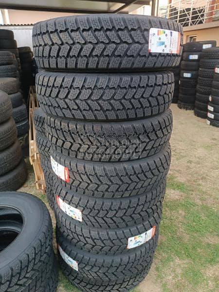 Petlas 195/75 R16 Zimska