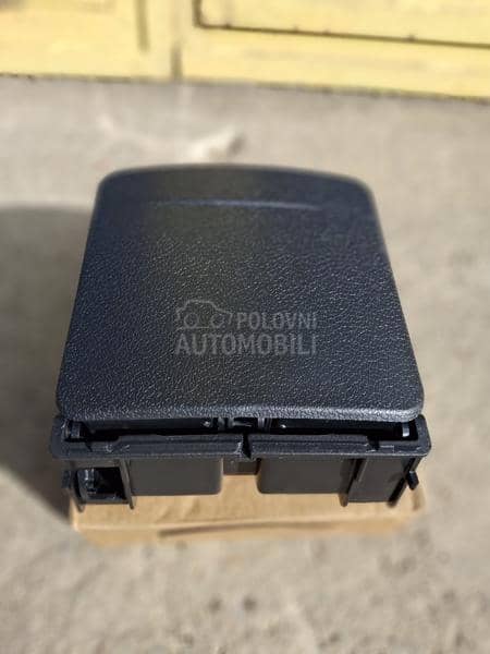 DRZAC ZA CASE ZA GOLF 6