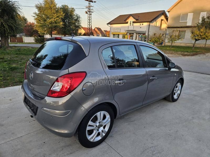 Opel Corsa D 1.3 CDTI COSMO ECO