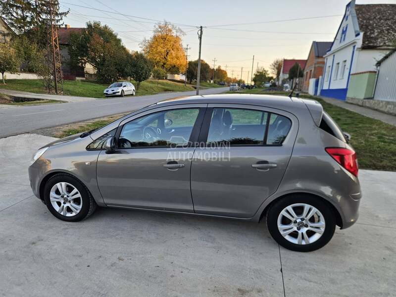 Opel Corsa D 1.3 CDTI COSMO ECO