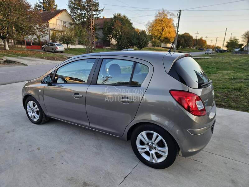 Opel Corsa D 1.3 CDTI COSMO ECO