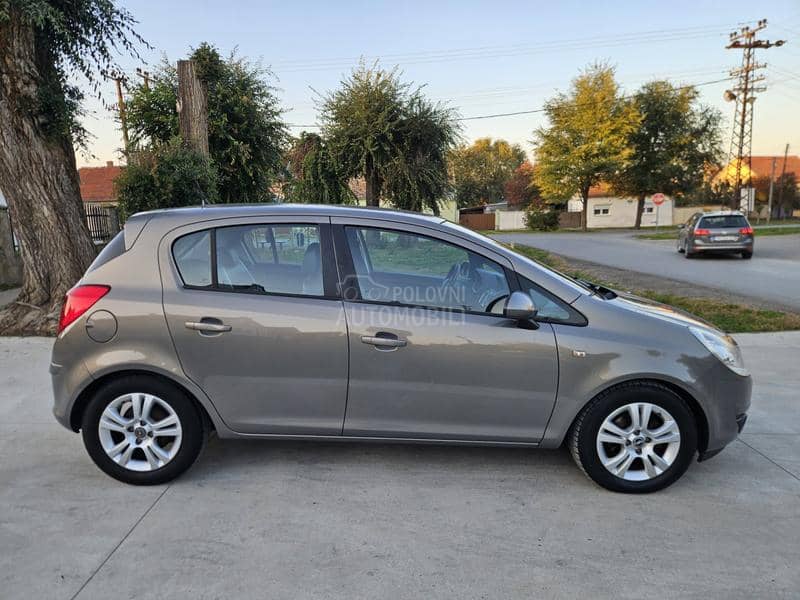 Opel Corsa D 1.3 CDTI COSMO ECO