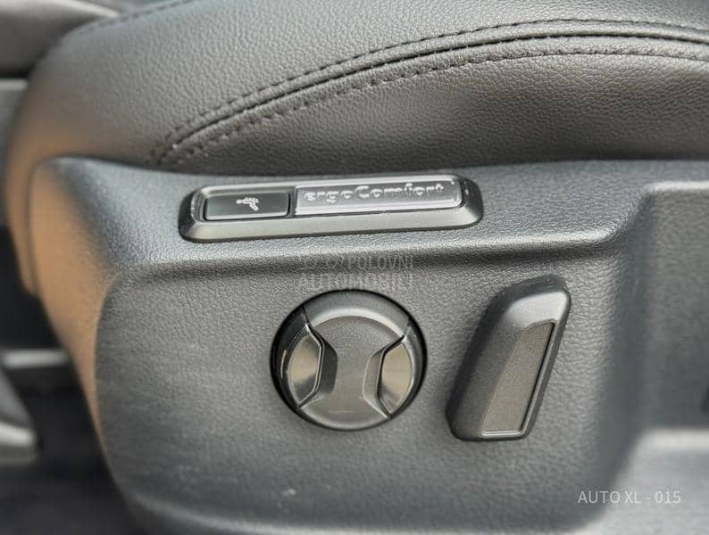 Volkswagen Passat B8 2.0 TDI / HIGHLINE