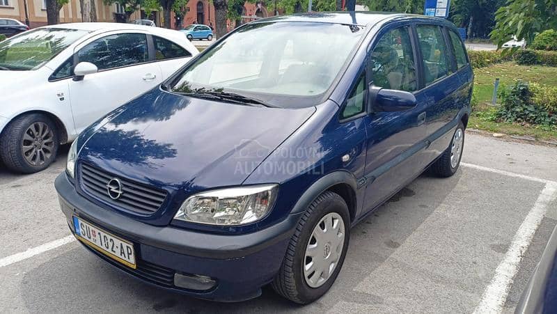Opel Zafira 