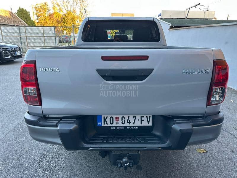 Toyota Hilux 2.4D