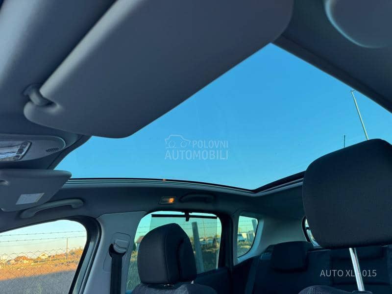 Peugeot 3008 2.0 HDI / XEN / PANO
