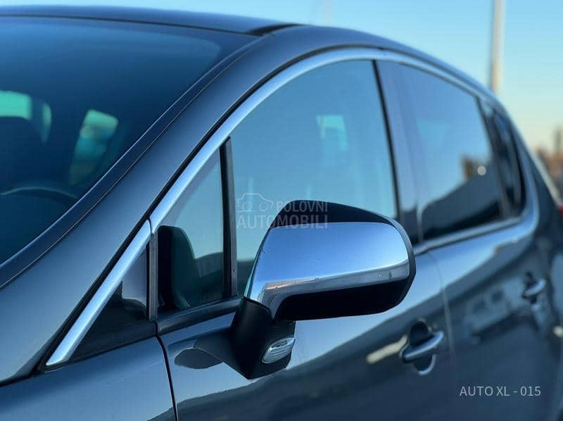 Peugeot 3008 2.0 HDI / XEN / PANO