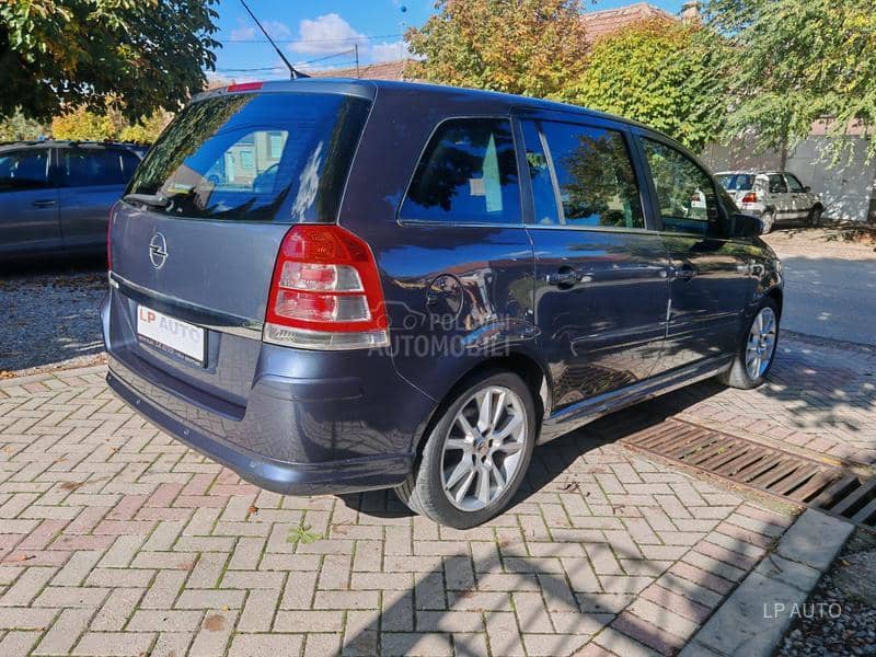 Opel Zafira 