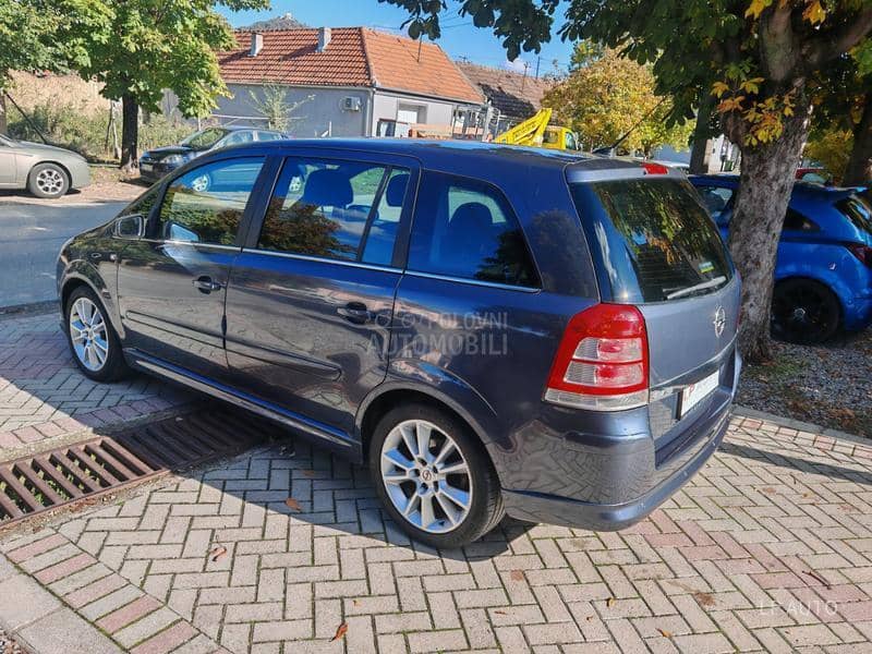 Opel Zafira 