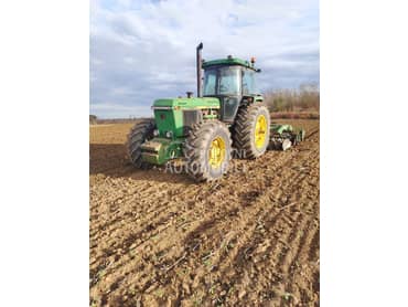 John Deere 4350