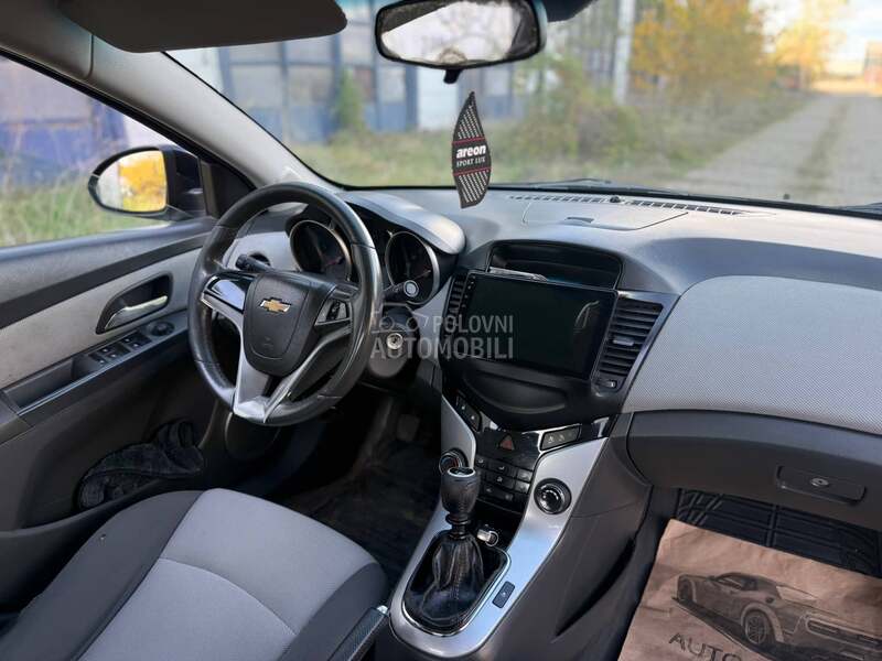 Chevrolet Cruze 1.8 TNG