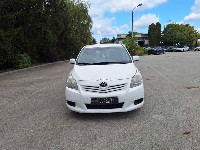 Toyota Corolla Verso 1.6