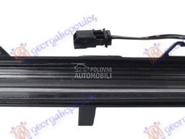 MIGAVAC U RETROVIZORU (LED) za Jeep Avenger od 2022. do 2025. god.