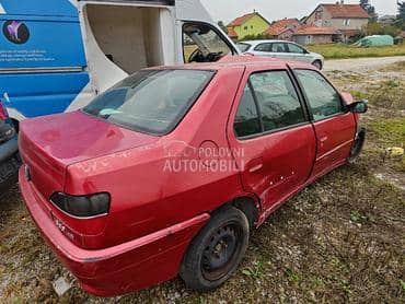 Peugeot 306 2.0hdi 2001. god. -  kompletan auto u delovima