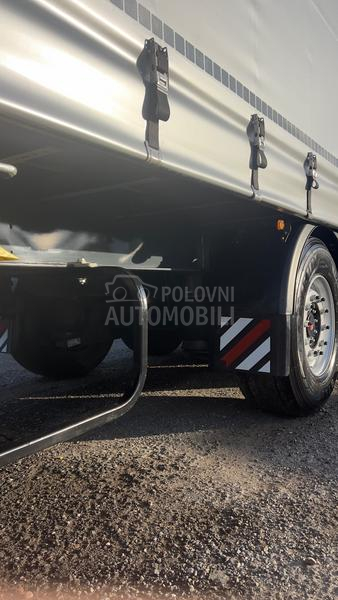 Schwarzmuller J serija