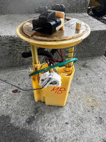 Pumpa u rezervoaru 1.3 1.7 cdt