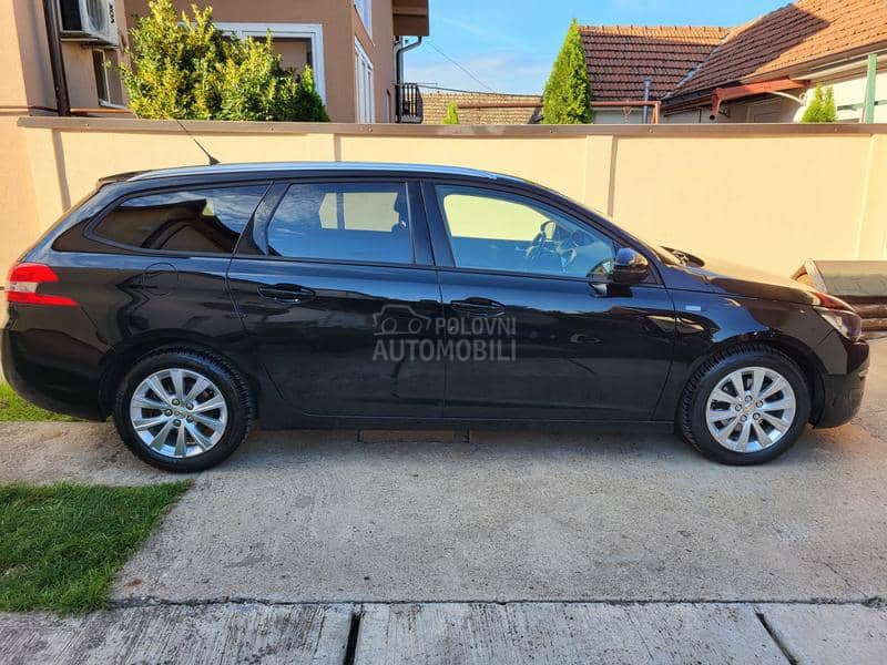 Peugeot 308 1.6blue-Hdi STYLE