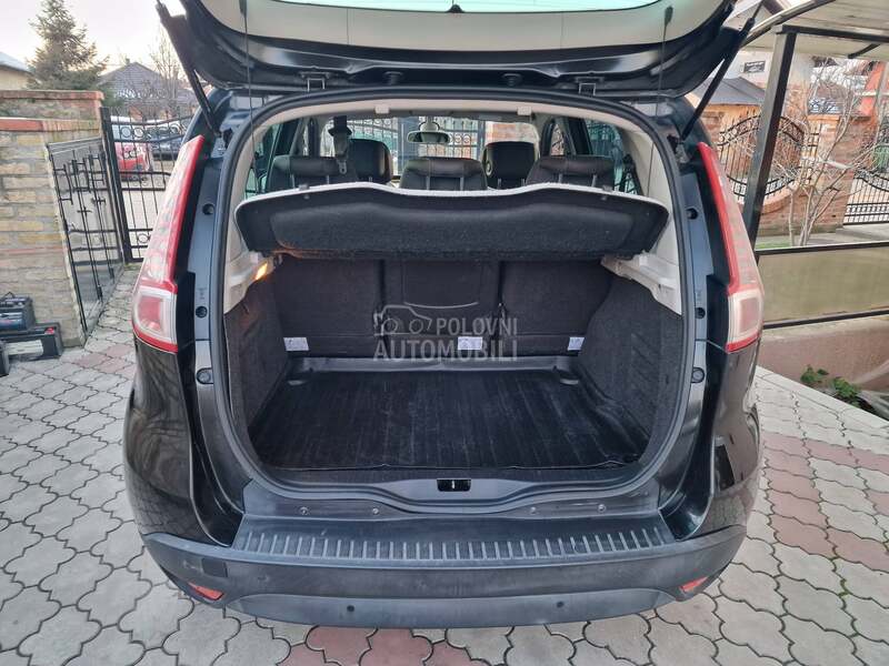 Renault Scenic 1.5 dci TOM TOM