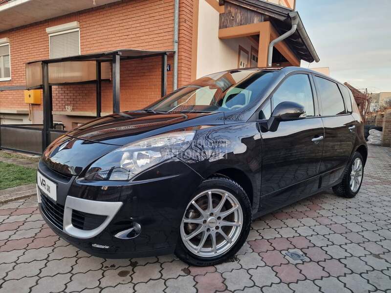 Renault Scenic 1.5 dci TOM TOM