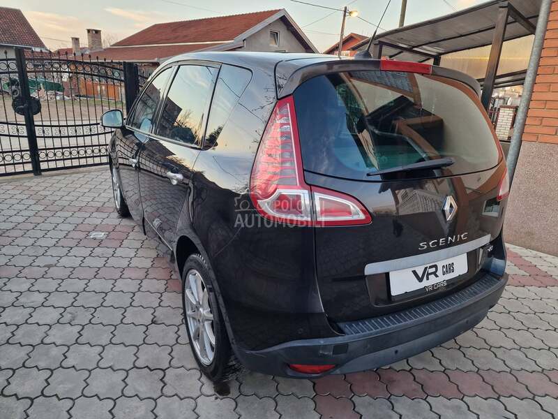 Renault Scenic 1.5 dci TOM TOM