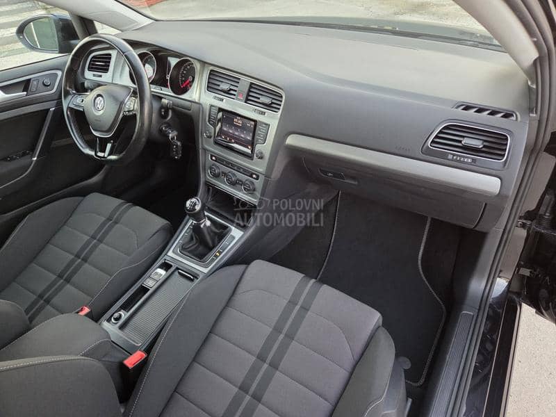 Volkswagen Golf 7 BUKVANO NOV