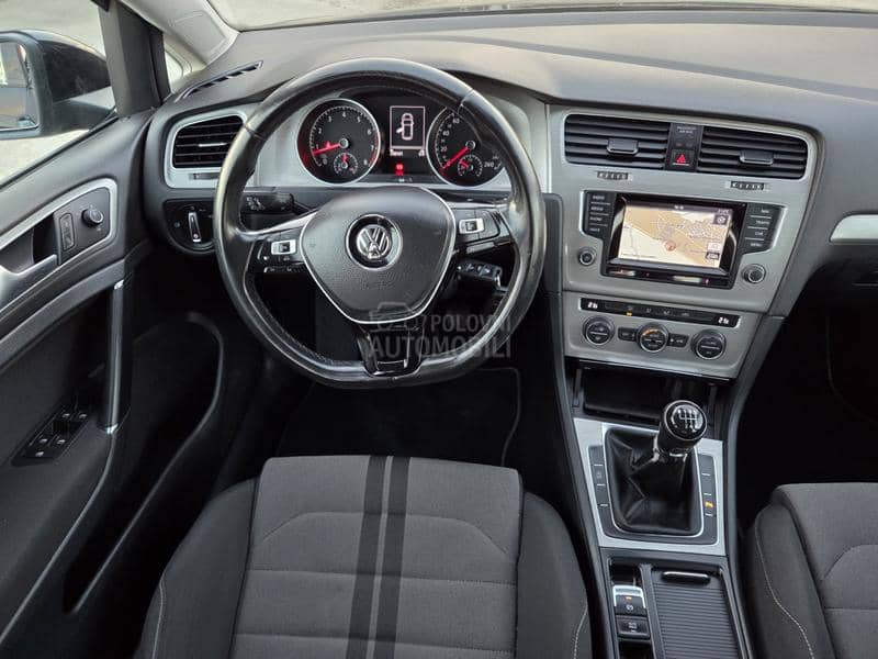 Volkswagen Golf 7 BUKVANO NOV