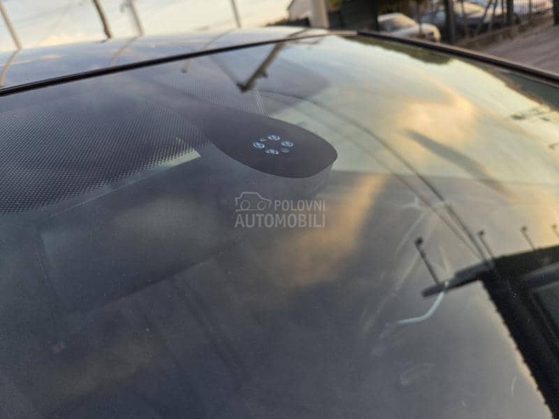 Volkswagen Golf 7 BUKVANO NOV