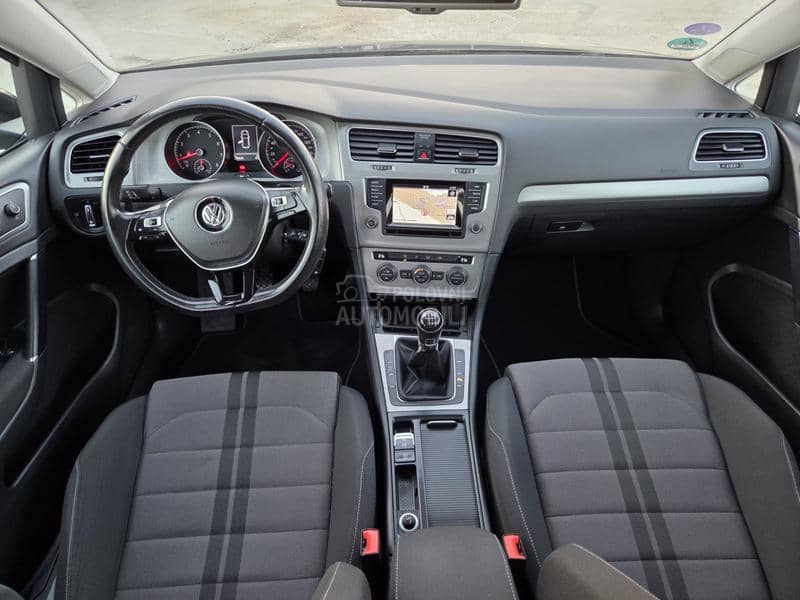 Volkswagen Golf 7 BUKVANO NOV