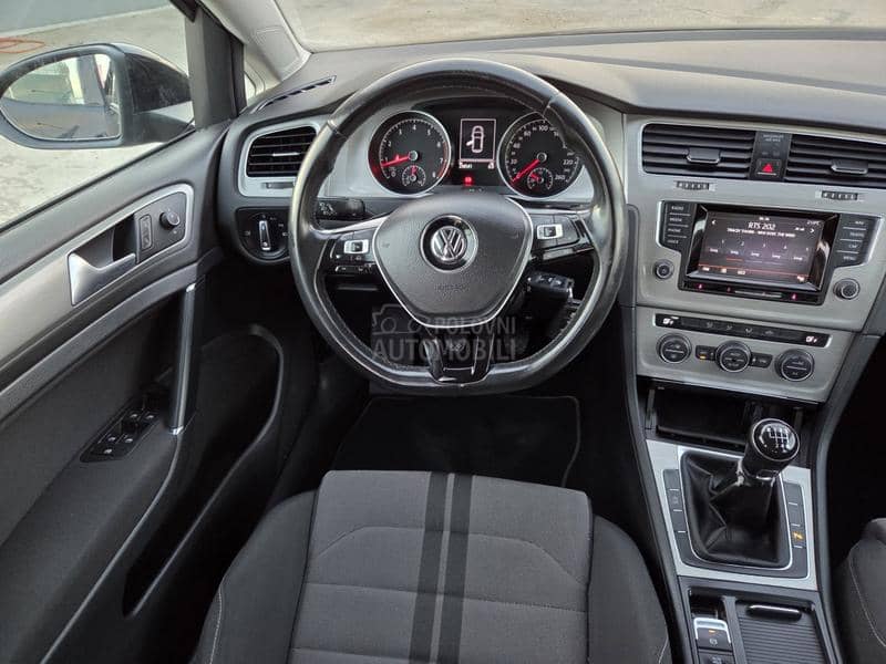 Volkswagen Golf 7 BUKVANO NOV