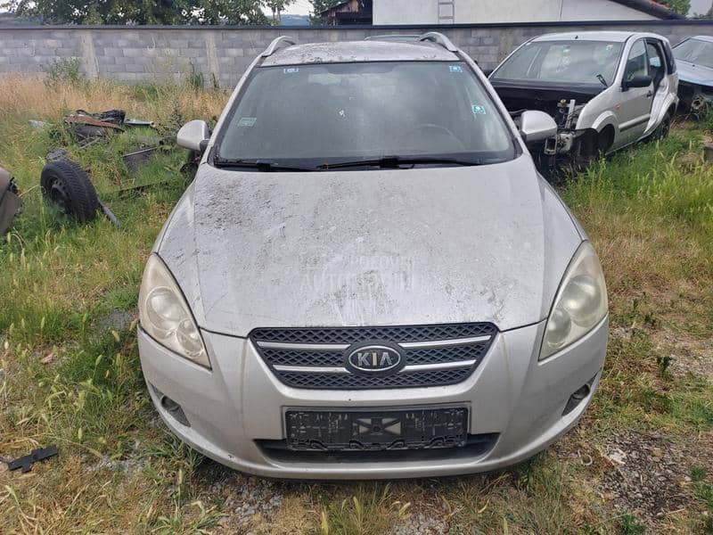 Kia cee`d sw 1.4b 2008. god. -  kompletan auto u delovima
