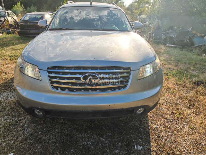 Infiniti FX35 3.5