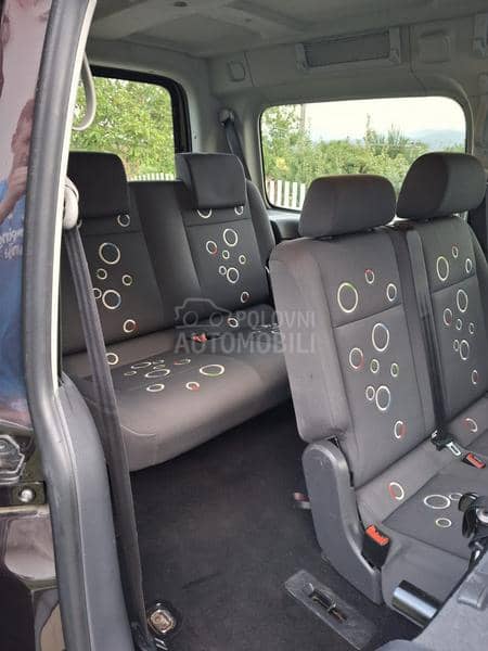 Volkswagen Caddy maxi 7 sed
