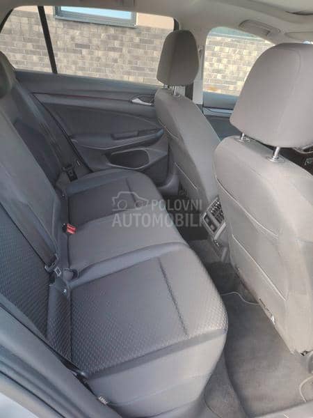 Volkswagen Golf 8 2.0 TDI