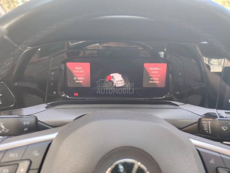 Volkswagen Golf 8 2.0 TDI