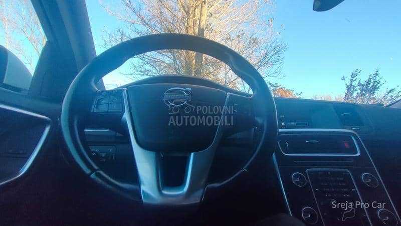 Volvo V60 120.k.m garant