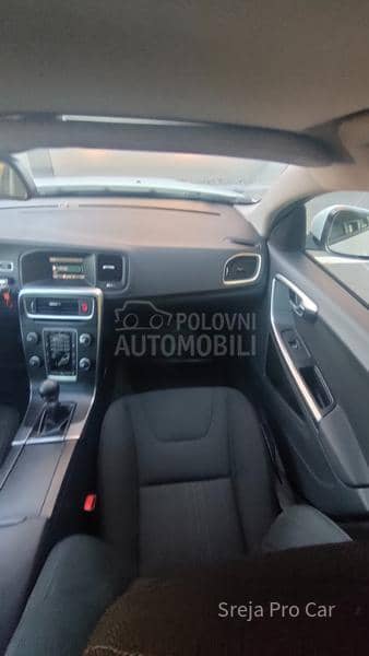 Volvo V60 120.k.m garant