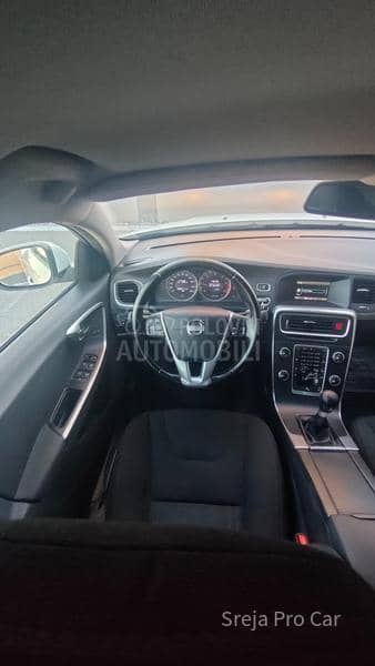 Volvo V60 120.k.m garant