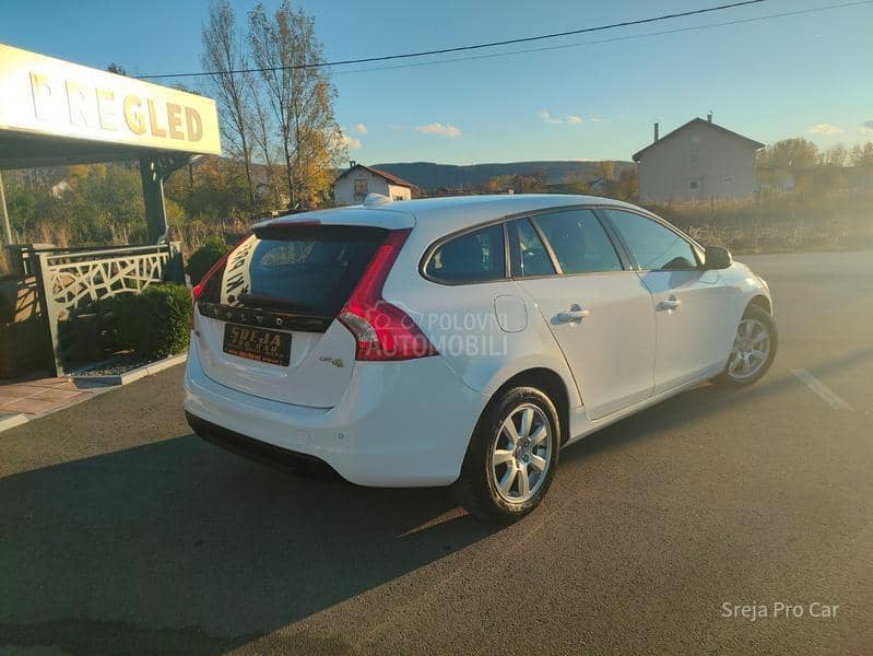 Volvo V60 120.k.m garant